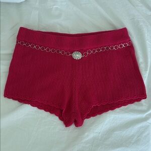 Sweater-Knit Chain Belt Festival Shorts Size M